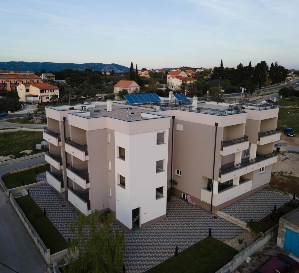 Apartmani Dalmacija Drage Ngoại thất bức ảnh