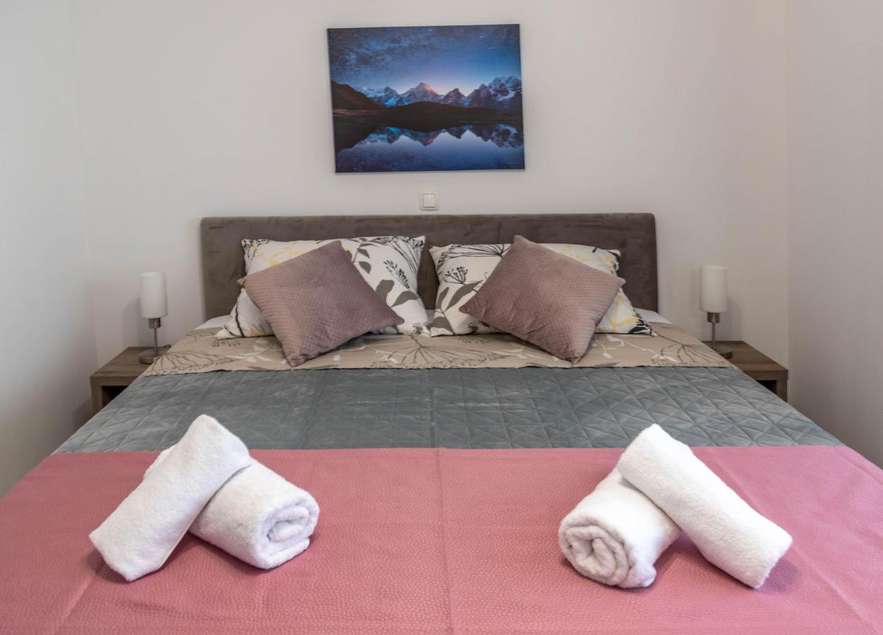 Apartmani Dalmacija Drage Ngoại thất bức ảnh