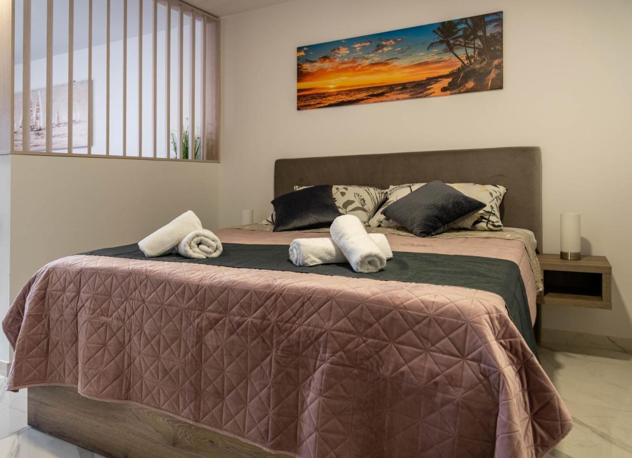 Apartmani Dalmacija Drage Ngoại thất bức ảnh