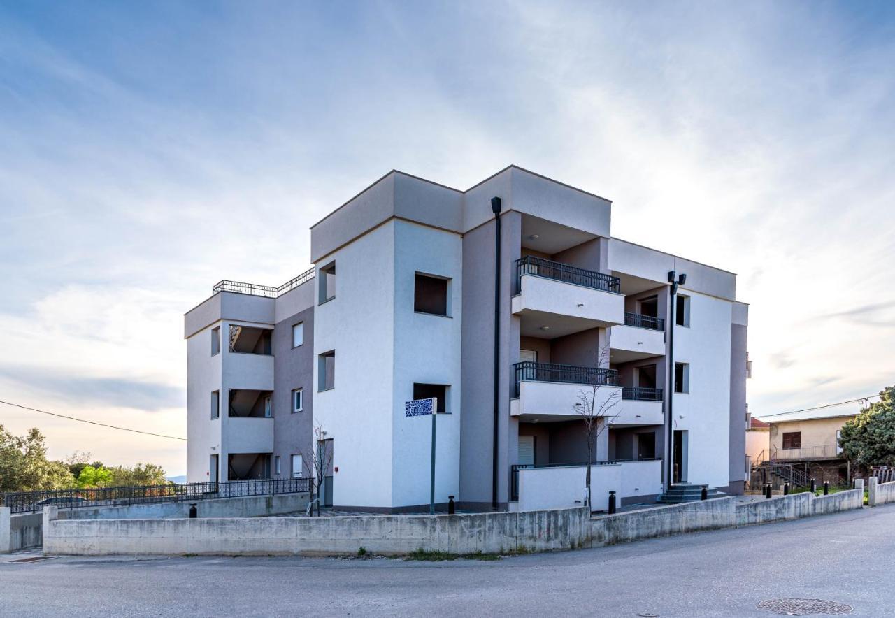 Apartmani Dalmacija Drage Ngoại thất bức ảnh
