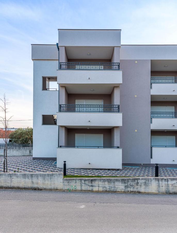 Apartmani Dalmacija Drage Ngoại thất bức ảnh