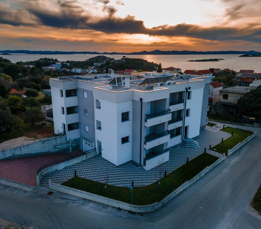 Apartmani Dalmacija Drage Ngoại thất bức ảnh