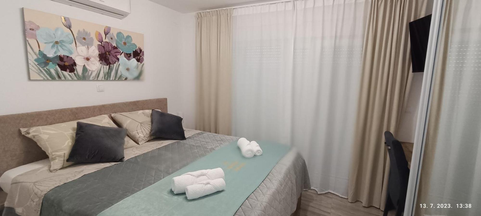 Apartmani Dalmacija Drage Ngoại thất bức ảnh